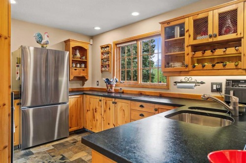 216 Bow River Drive, Harvie Heights, AB - Indoor Photo Showing Kitchen