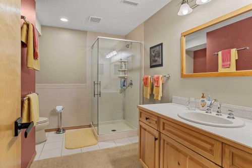 216 Bow River Drive, Harvie Heights, AB - Indoor Photo Showing Bathroom