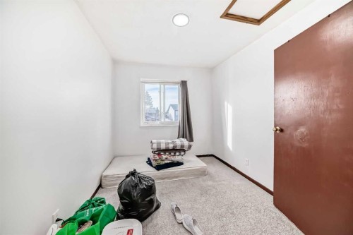 104 Falmere Way Ne, Calgary, AB - Indoor Photo Showing Other Room