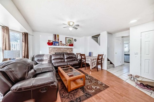 104 Falmere Way Ne, Calgary, AB - Indoor Photo Showing Living Room