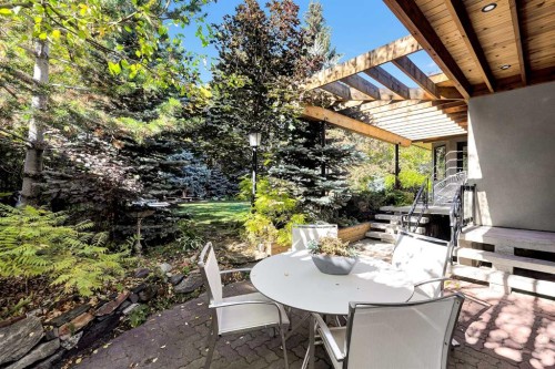 1707 Suffolk Street Sw, Calgary, AB - Outdoor