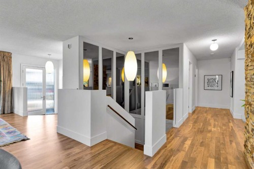 1707 Suffolk Street Sw, Calgary, AB - Indoor