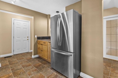 4416 Quentin Court Sw, Calgary, AB - Indoor