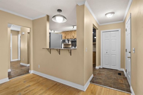 4416 Quentin Court Sw, Calgary, AB - Indoor Photo Showing Other Room