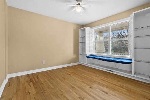 4416 Quentin Court Sw, Calgary, AB - Indoor Photo Showing Other Room