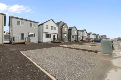 680 Buffaloberry Manor Se, Calgary, AB - Outdoor