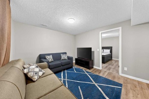 899 Windhaven Close Sw, Airdrie, AB - Indoor