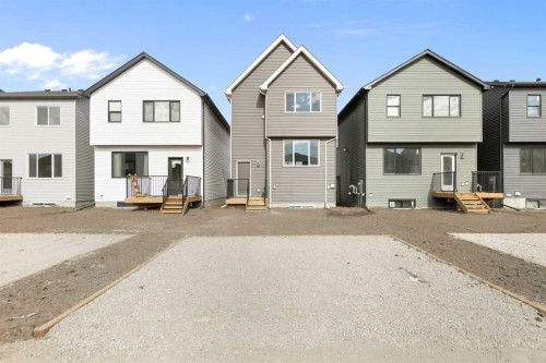 688 Buffaloberry Manor Se, Calgary, AB - Outdoor With Facade