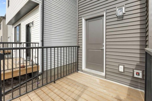 688 Buffaloberry Manor Se, Calgary, AB - Outdoor With Exterior