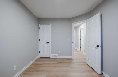 95 Tarington Way Ne, Calgary, AB - Indoor Photo Showing Other Room