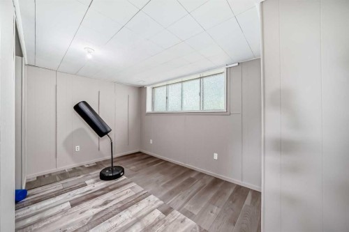 627 Fortalice Crescent Se, Calgary, AB - Indoor Photo Showing Other Room