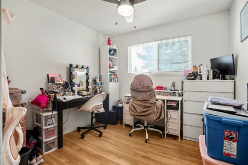 1986 Cottonwood Crescent Se, Calgary, AB - Indoor Photo Showing Office