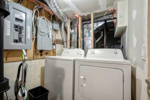 1986 Cottonwood Crescent Se, Calgary, AB - Indoor Photo Showing Laundry Room