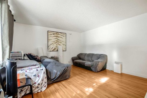 1986 Cottonwood Crescent Se, Calgary, AB - Indoor