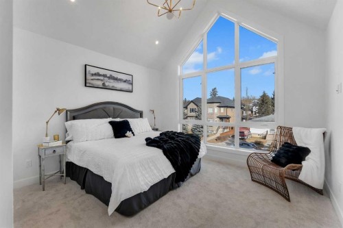 4525 20 Avenue Nw, Calgary, AB - Indoor Photo Showing Bedroom