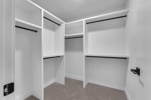 4525 20 Avenue Nw, Calgary, AB - Indoor With Storage