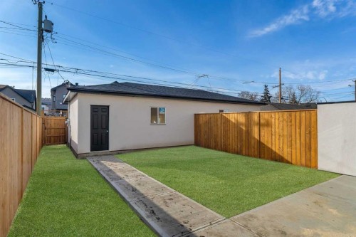 4525 20 Avenue Nw, Calgary, AB - Outdoor