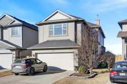 201 Saddlecrest Way NE Calgary, AB T3J 5N1