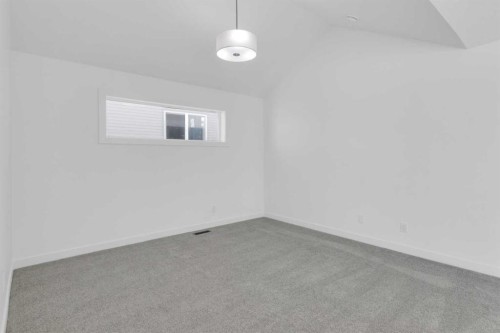 140 Copperhead Road Se, Calgary, AB - Indoor Photo Showing Other Room