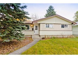81 Westminster Drive SW Calgary, AB T3C 2T2