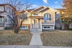 68 Silver Springs Way NW Airdrie, AB T4B 2R6