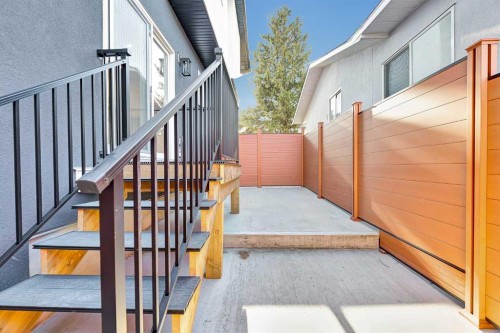 2605 1 Street Ne, Calgary, AB - Outdoor With Exterior