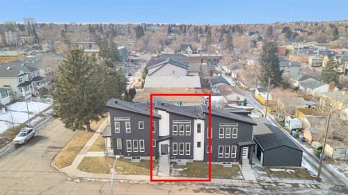 2605 1 Street Ne, Calgary, AB - Outdoor With View