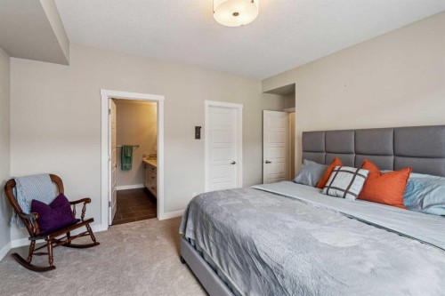 30 Cranbrook Villas Se, Calgary, AB - Indoor Photo Showing Bedroom