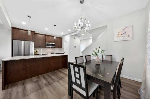 148 Highview Gate Se, Airdrie, AB - Indoor Photo Showing Dining Room