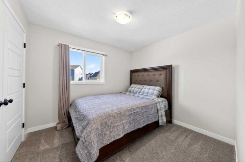 148 Highview Gate Se, Airdrie, AB - Indoor Photo Showing Bedroom