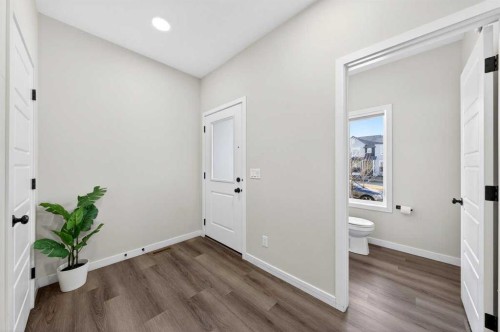 148 Highview Gate Se, Airdrie, AB - Indoor Photo Showing Other Room