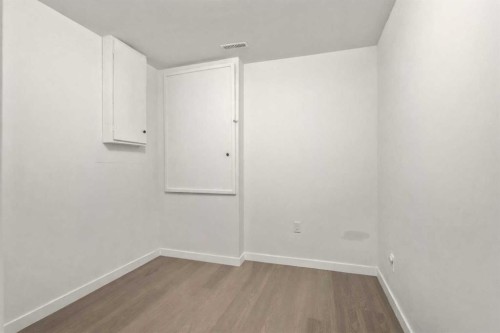 8339 Saddlebrook Drive Ne, Calgary, AB - Indoor Photo Showing Other Room