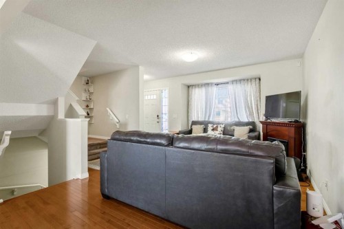 8339 Saddlebrook Drive Ne, Calgary, AB - Indoor Photo Showing Other Room