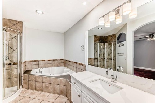 305 Lakeside Greens Crescent, Chestermere, AB - Indoor Photo Showing Bathroom