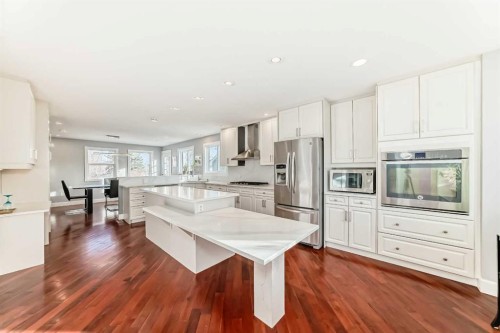 305 Lakeside Greens Crescent, Chestermere, AB - Indoor Photo Showing Kitchen With Stainless Steel Kitchen With Upgraded Kitchen