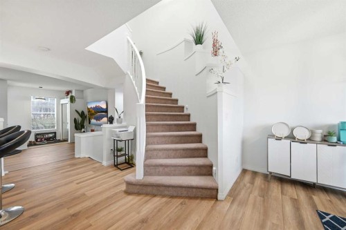 41 New Brighton Green Se, Calgary, AB - Indoor Photo Showing Other Room