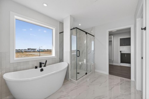 709 Dawson Place, Chestermere, AB - Indoor Photo Showing Bathroom