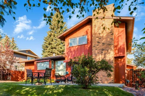 323 Parkridge Way Se, Calgary, AB - Outdoor