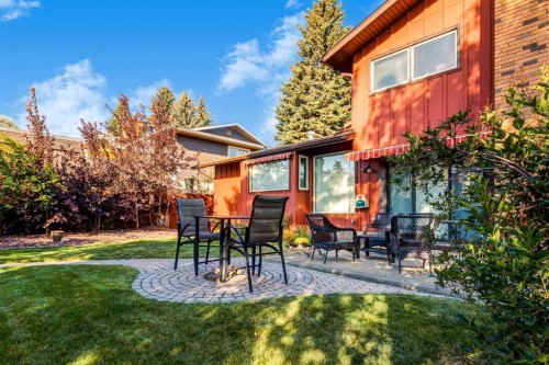 323 Parkridge Way Se, Calgary, AB - Outdoor