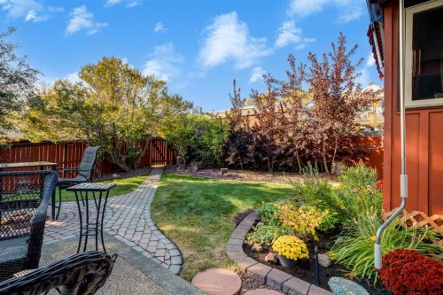 323 Parkridge Way Se, Calgary, AB - Outdoor With Deck Patio Veranda