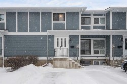 11-2210 Oakmoor Drive SW Calgary, AB T2V 4R4