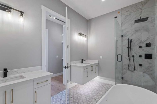 282 Muirfield Crescent, Lyalta, AB - Indoor Photo Showing Bathroom