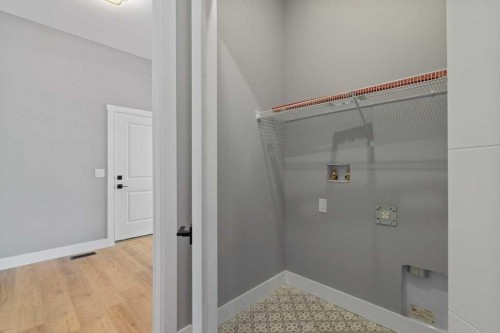 282 Muirfield Crescent, Lyalta, AB - Indoor
