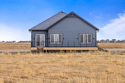 282 Muirfield Crescent, Lyalta, AB - Outdoor