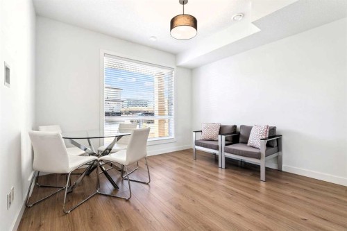 255-7820 Spring Willow Drive Sw, Calgary, AB - Indoor Photo Showing Other Room