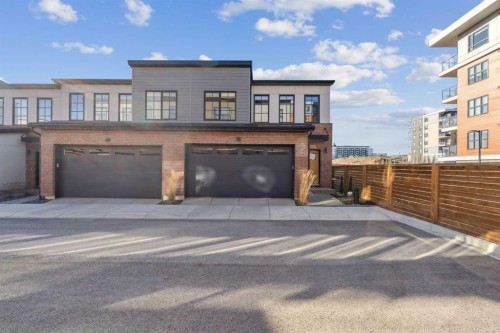 255-7820 Spring Willow Drive Sw, Calgary, AB - Outdoor