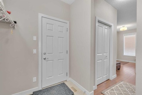 145 Walden Park Se, Calgary, AB - Indoor Photo Showing Other Room