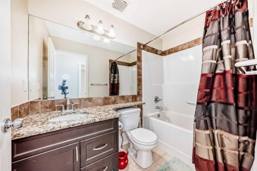 46 Cranford Gardens Se, Calgary, AB - Indoor Photo Showing Bathroom