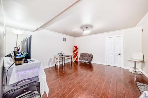 46 Cranford Gardens Se, Calgary, AB - Indoor