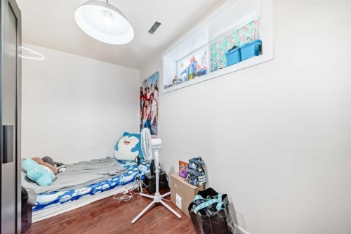 46 Cranford Gardens Se, Calgary, AB - Indoor Photo Showing Other Room